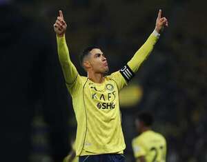 Cristiano Ronaldo acecha los mil goles con un doblete magistral - Fútbol Internacional - ABC Color