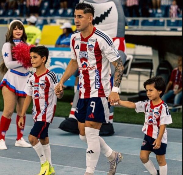 Popular / Junior comprará a la "O" el pase de Guille Paiva