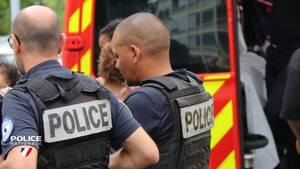 El presunto agresor de tres mujeres en el metro de París pasa a la enfermería psiquiátrica