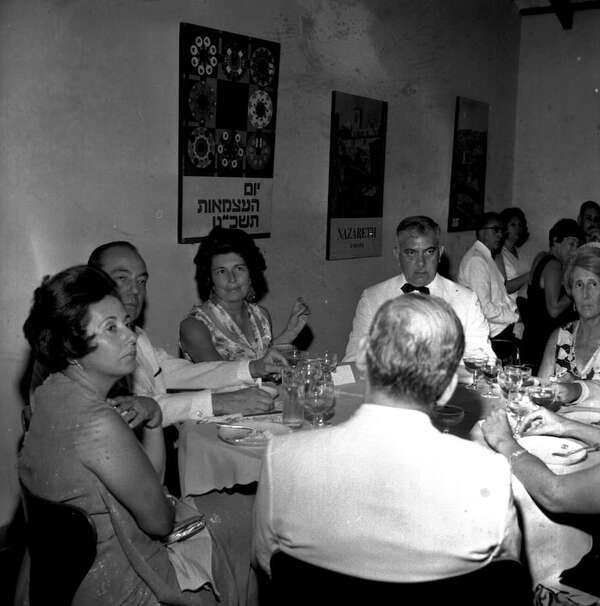 Esto sucedió - ABC Revista - ABC Color