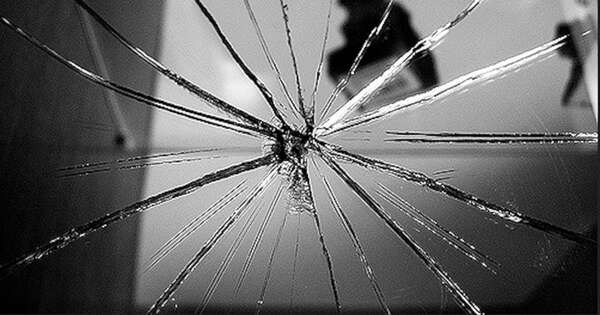 La Nación / Cuando el espejo molesta