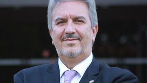 Exigen reformas estructurales y critican demoras en pagos estatales