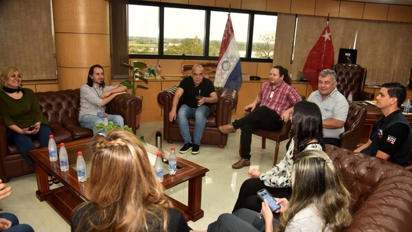 Proyecto de ley de protección a periodistas: La piedra en los zapatos de los cartistas