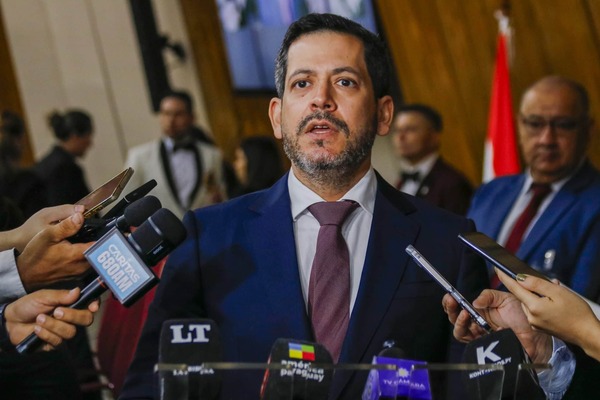 Raúl Latorre: Liderazgo y proyección política en Paraguay