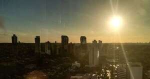 La Nación / Intenso calor y lluvias repentinas: así será este domingo