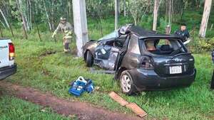 Pirayú: suboficial de Lince fallece al chocar contra columna de la ANDE - Nacionales - ABC Color