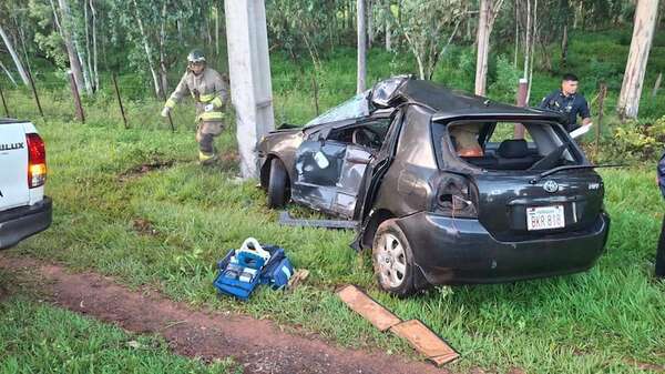 Pirayú: suboficial de Lince fallece al chocar contra columna de la ANDE - Nacionales - ABC Color