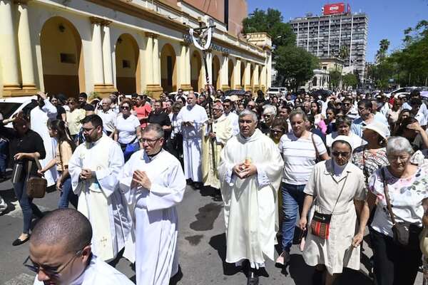 Iglesia exige mejores políticas públicas para cuidar la salud y la educación de la familia - Nacionales - ABC Color