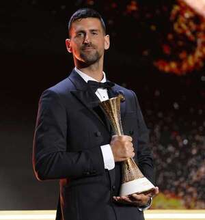 Djokovic, primer galardonado con el Globe Sports Award, entregado por Cristiano Ronaldo - Polideportivo - ABC Color