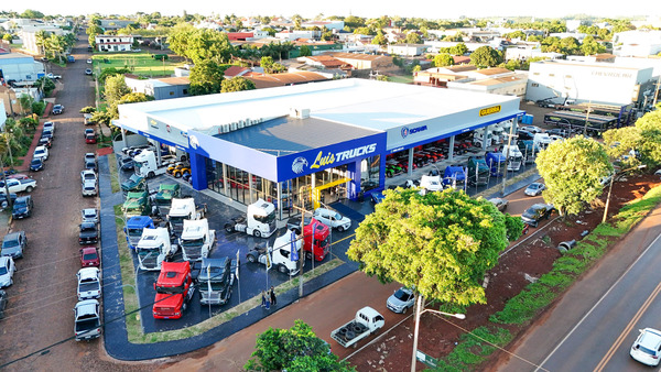 LUIS TRUCK refuerza la oferta del transporte con la inauguración de su nuevo showroom en Santa Rita - Amigo Camionero