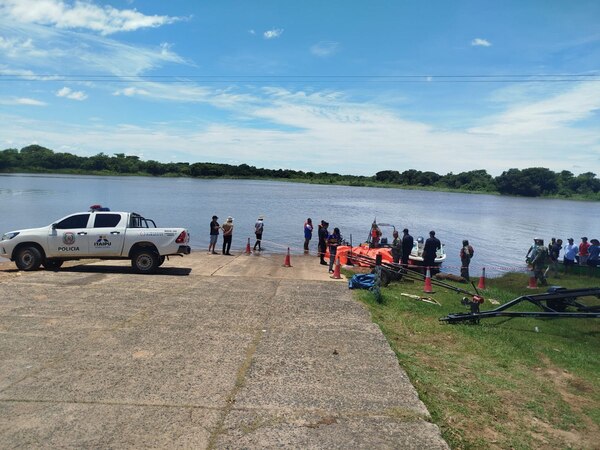 Popular / Casi toda una familia se ahogó en el Paraná tras un naufragio