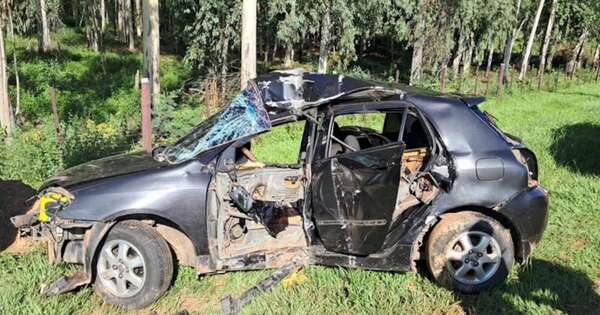 La Nación / Agente del Grupo Lince muere en accidente de auto