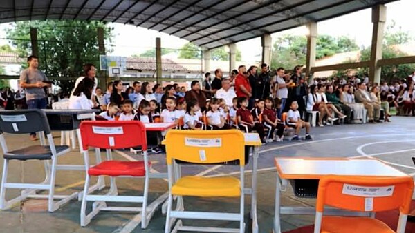 Legisladores cuestionan cafeterías de oroque licita Itaipú por un total de 3 años