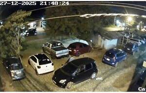 Tortolearon cinco vehículos en Luque •