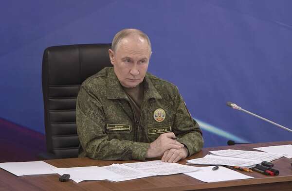 Kremlin afirma que Putin hablará pronto por teléfono con Trump - Mundo - ABC Color