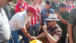 Cuestionan a Peña por rechazo de ley que establecía pensión a personas con discapacidad - Nacionales - ABC Color