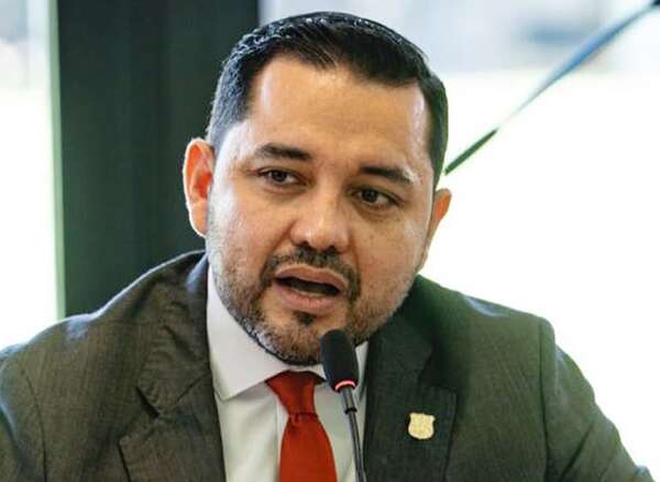 Asunción: Bello defiende su gestión luego de cuatro meses al frente de la Municipalidad - Nacionales - ABC Color