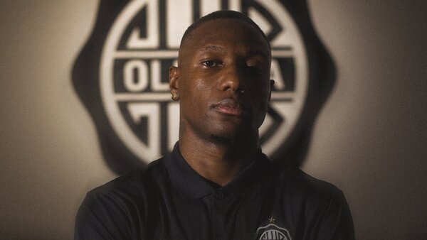 Olimpia hace oficial el fichaje de Aníbal Chalá
