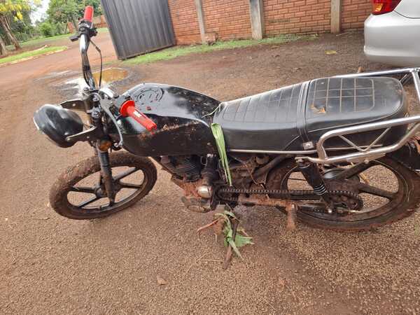 Incautan motocicleta presuntamente utilizada en asalto armado en Obligado