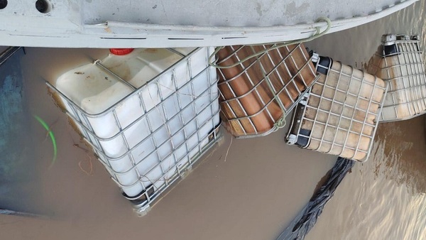 Armada Paraguaya incauta combustible en Costanera Sur