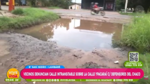 Vecinos piden pronta reparación de la calle Ypacaraí