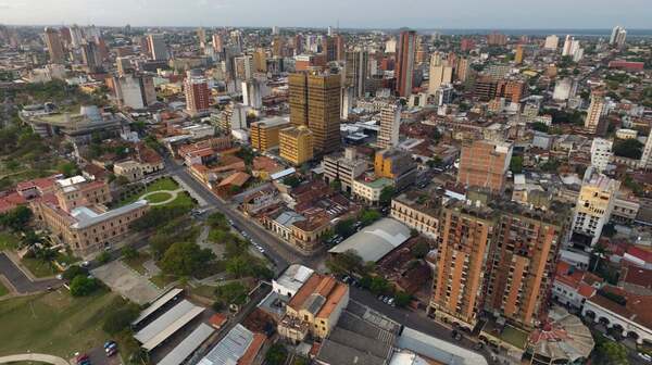 Ejecutivo reduce la carga impositiva en el Centro Histórico de Asunción y ajusta el impuesto inmobiliario - La Tribuna