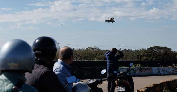 La Nación / Trump dice que no le preocupan los ejercicios militares de China alrededor de Taiwán