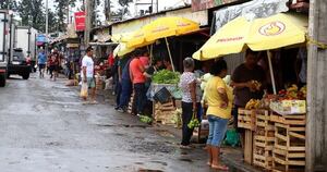 La Nación / Mercado de Abasto en víspera navideña - OJO Galería