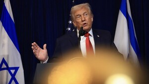 Trump dice que EEUU atacó un muelle usado por supuestos narcotraficantes en Venezuela