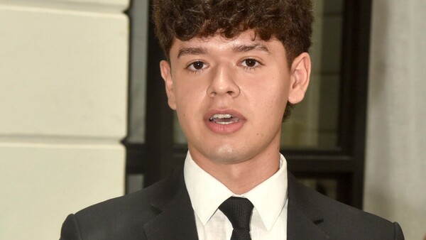 Becado a Nueva York, tras estar entre los 50 mejores estudiantes del mundo