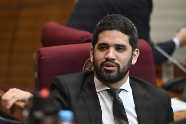 Diputado Benítez: “El Congreso no refleja la voz del pueblo” - Portal Digital Cáritas Universidad Católica