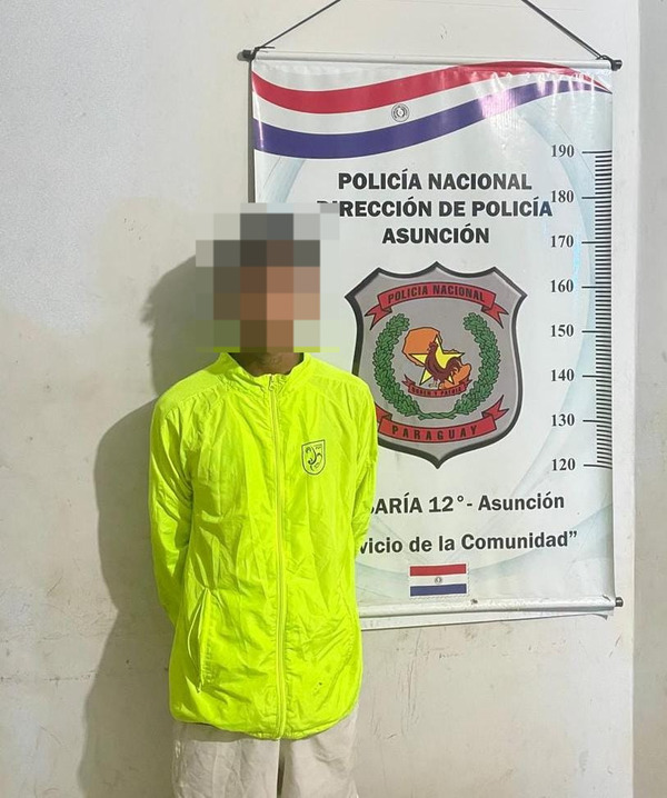 Popular / Menor detenido tras robar moto, dos cómplices escaparon