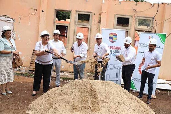 Gobernación cierra el año con el inicio de una obra emblemática | DIARIO PRIMERA PLANA