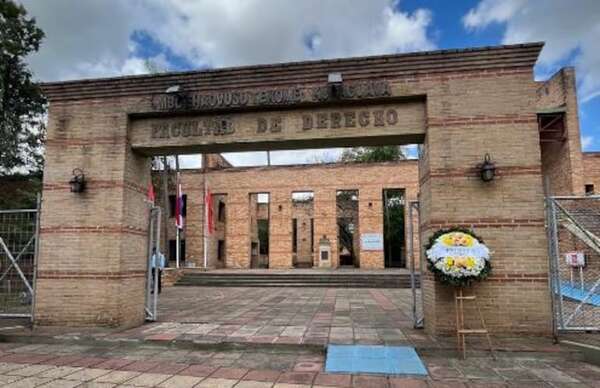 Derecho UNA: contratados quedan “cesantes” por falta de presupuesto para salarios en enero - Nacionales - ABC Color