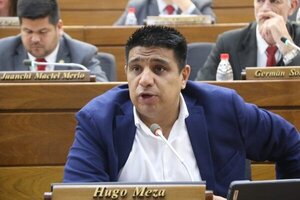 Hugo Meza sostiene que el presidente debe cambiar su gabinete para "oxigenar" el Gobierno