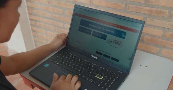 La Nación / Con internet satelital, Mitic y Copaco reducen brecha digital en comunidad indígena del Chaco