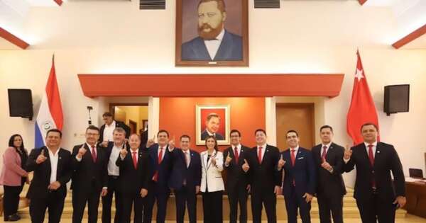 La Nación / Gobernadores colorados dan respaldo a Alliana