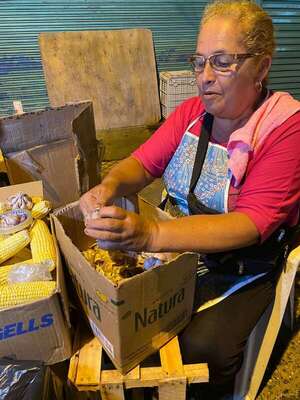 Mercado 4: poco movimiento y bajas ventas golpean a vendedores  - Nacionales - ABC Color