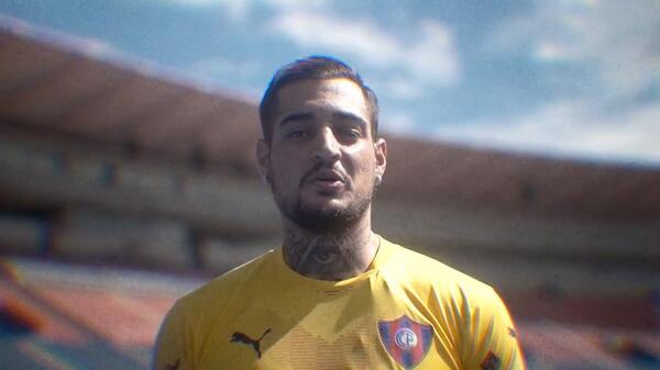 Jean Fernandes concretó su regreso al fútbol profesional