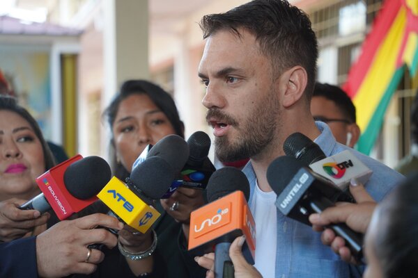 Liberan al exministro de Gobierno boliviano Eduardo del Castillo tras su detención en un aeropuerto