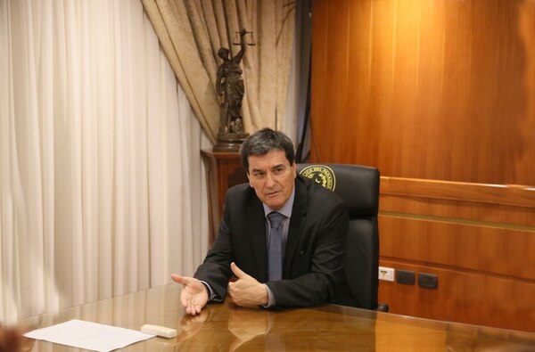 Gustavo Santander sigue siendo el ministro más productivo de la Corte - Judiciales.net