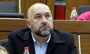 Chats de Lalo: juez ratifica cargos a Orlando Arévalo por supuestas resoluciones a cambio de beneficios - OviedoPress