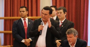 Con el aval de Peña, Zárate sale a disputarle a Bachi el control de Villa Hayes