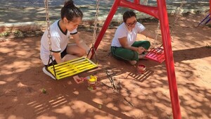 Alumnos realizan mejoras en plaza de Lambaré con apoyo de la comunidad