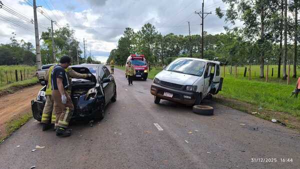 CHOQUE FRONTAL SOBRE LA RUTA GRANEROS DEL SUR EN FRAM