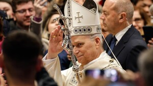 El papa por Año Nuevo: "El mundo no se salva afilando espadas sino acogiendo a todos"