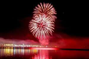 Encarnación recibió el 2026 con una gran multitud en la coqueta playa San José - Nacionales - ABC Color