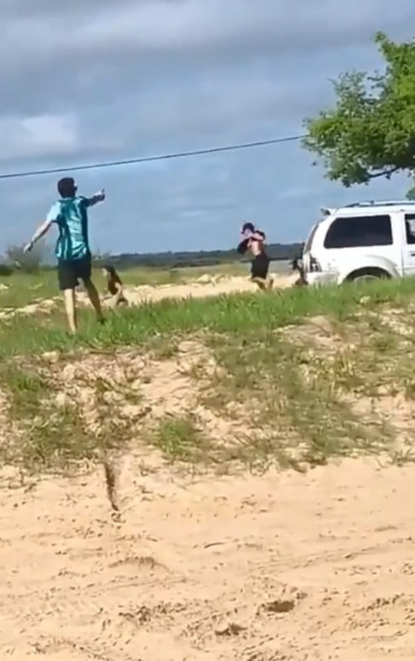 Popular / (VIDEO) Villa Florida: momentos de terror y pánico en playa tras tiroteo