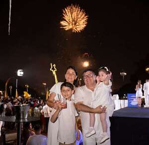 Sepa cuánto costó al contribuyente de Ciudad del Este la fiesta Réveillon 2026  - ABC en el Este - ABC Color