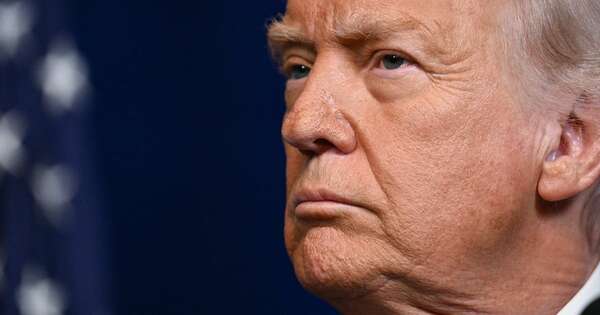 La Nación / Trump pospone por un año la aplicación de aranceles para muebles importados